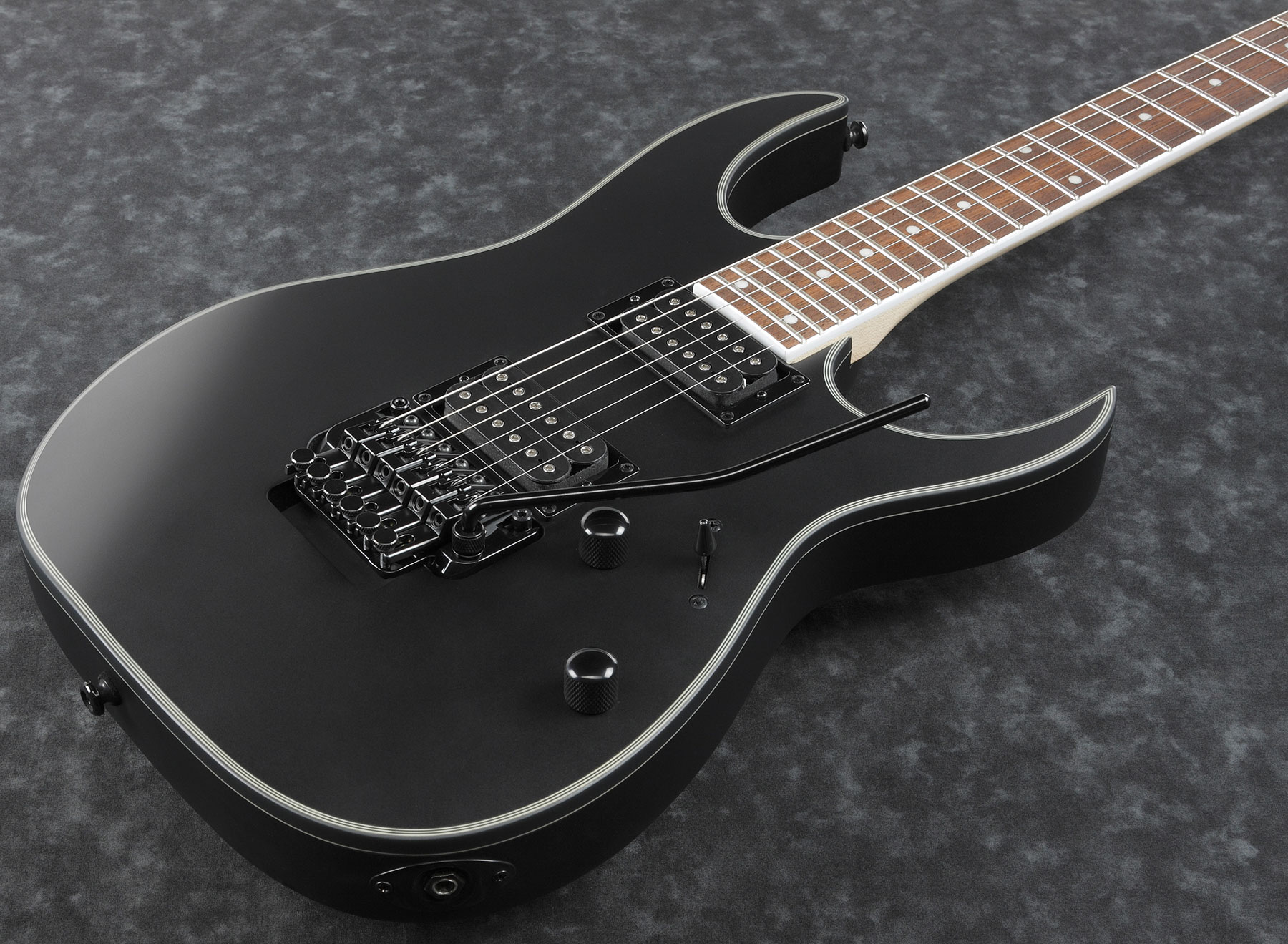 Ibanez Rg320exz Bkf Standard Fr Hh Jat - Black Flat - E-Gitarre in Str-Form - Variation 2