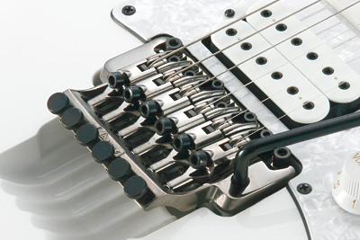 Ibanez Steve Vai Jem555 Wh Hsh Fr Rw - White - E-Gitarre in Str-Form - Variation 3