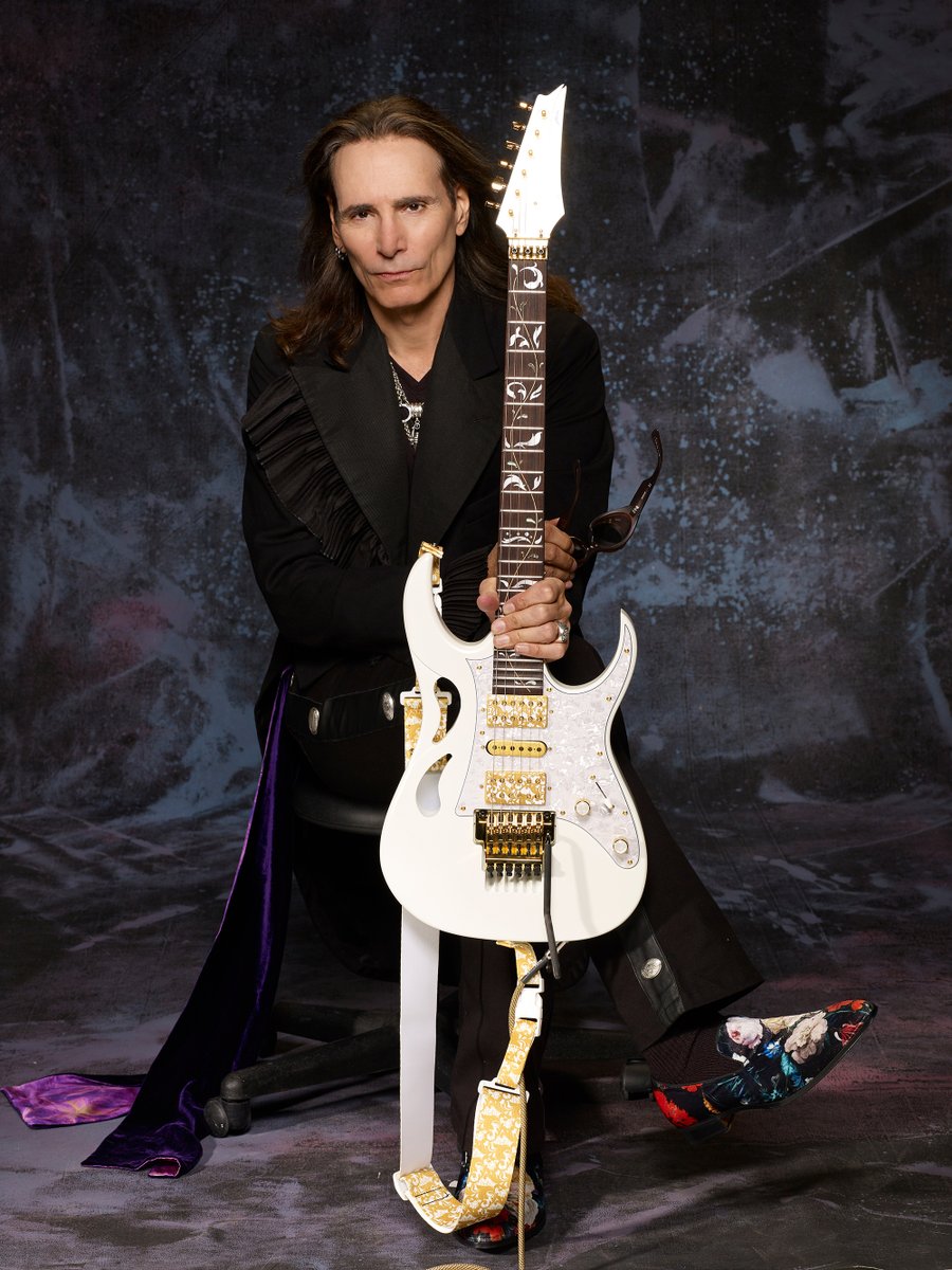 Ibanez Steve Vai Pia3761 Slw Signature Jap Hh Dimarzio Fr Rw - Stallion White - E-Gitarre in Str-Form - Variation 6