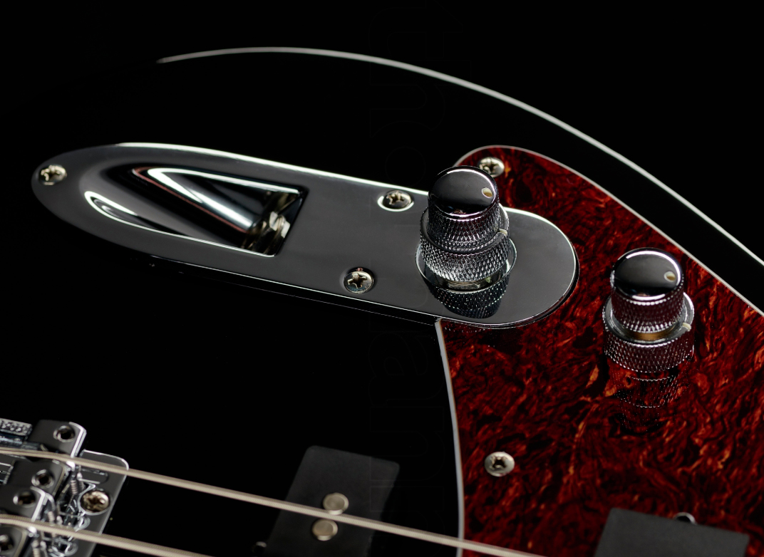 Ibanez Tmb100l Bk Standard Talman Bass Lh Gaucher Active Jat - Black - Solidbody E-bass - Variation 2