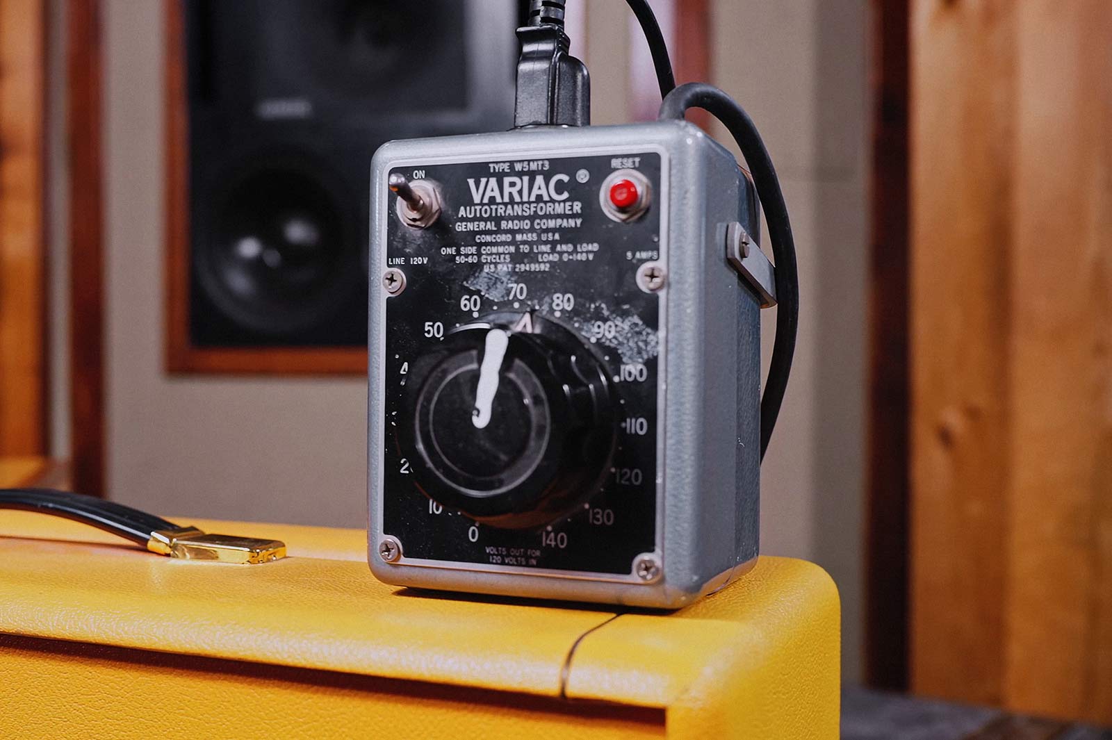 Ik Multimedia Tonex One Brown Sound Ltd Yellow - Gitarrenverstärker-Modellierungssimulation - Variation 7