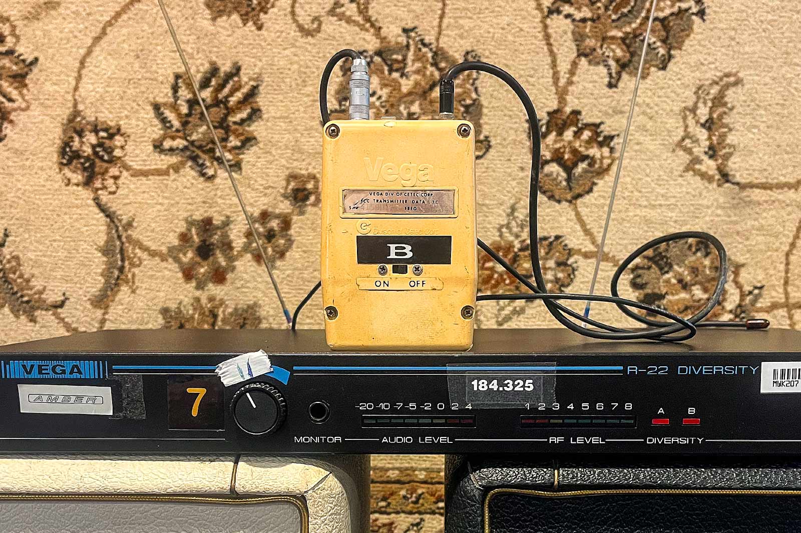 Ik Multimedia Tonex One Brown Sound Ltd Yellow - Gitarrenverstärker-Modellierungssimulation - Variation 8