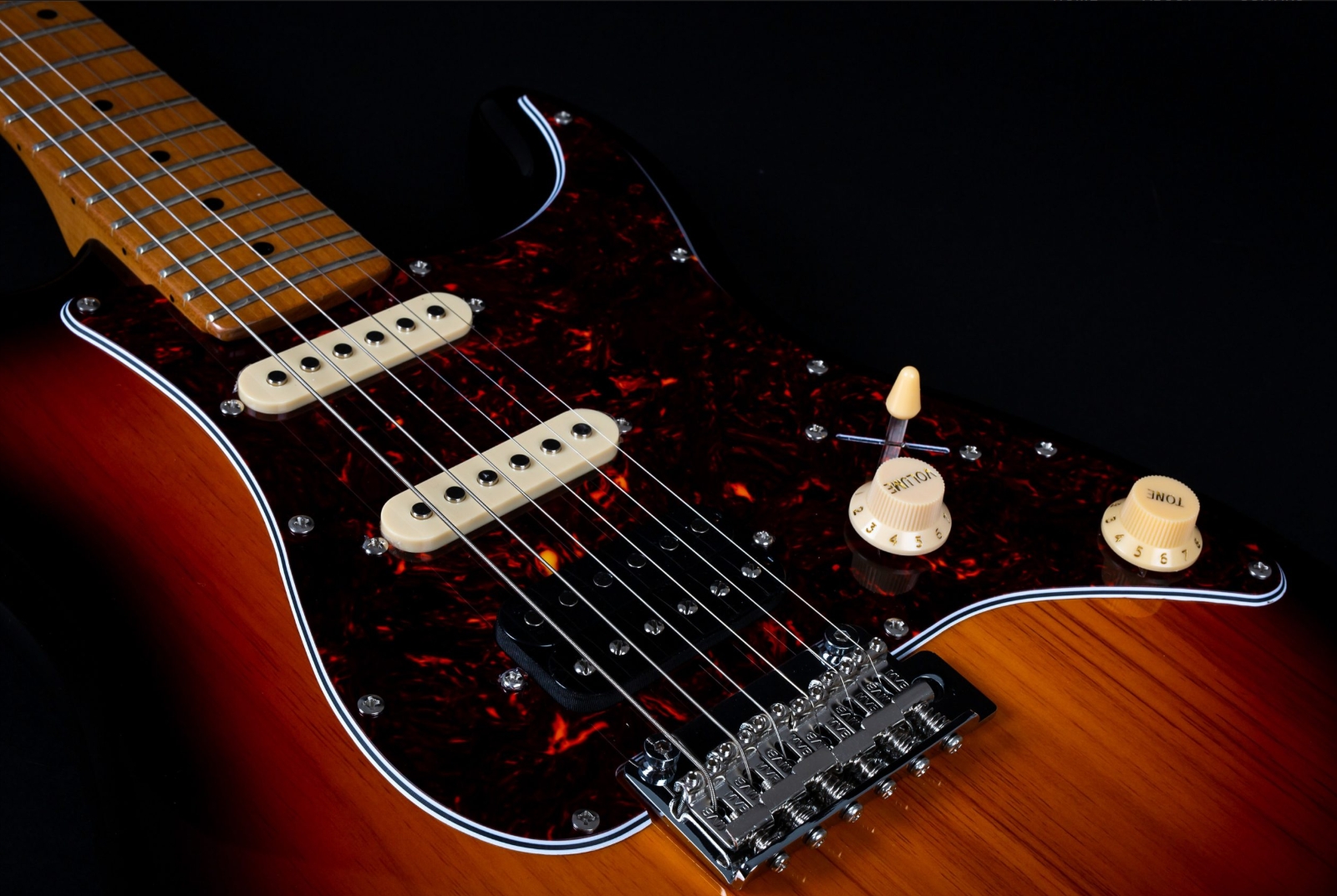 Jet Guitars Js400 Sb Hss Trem Mn - Sunburst - E-Gitarre in Str-Form - Variation 3