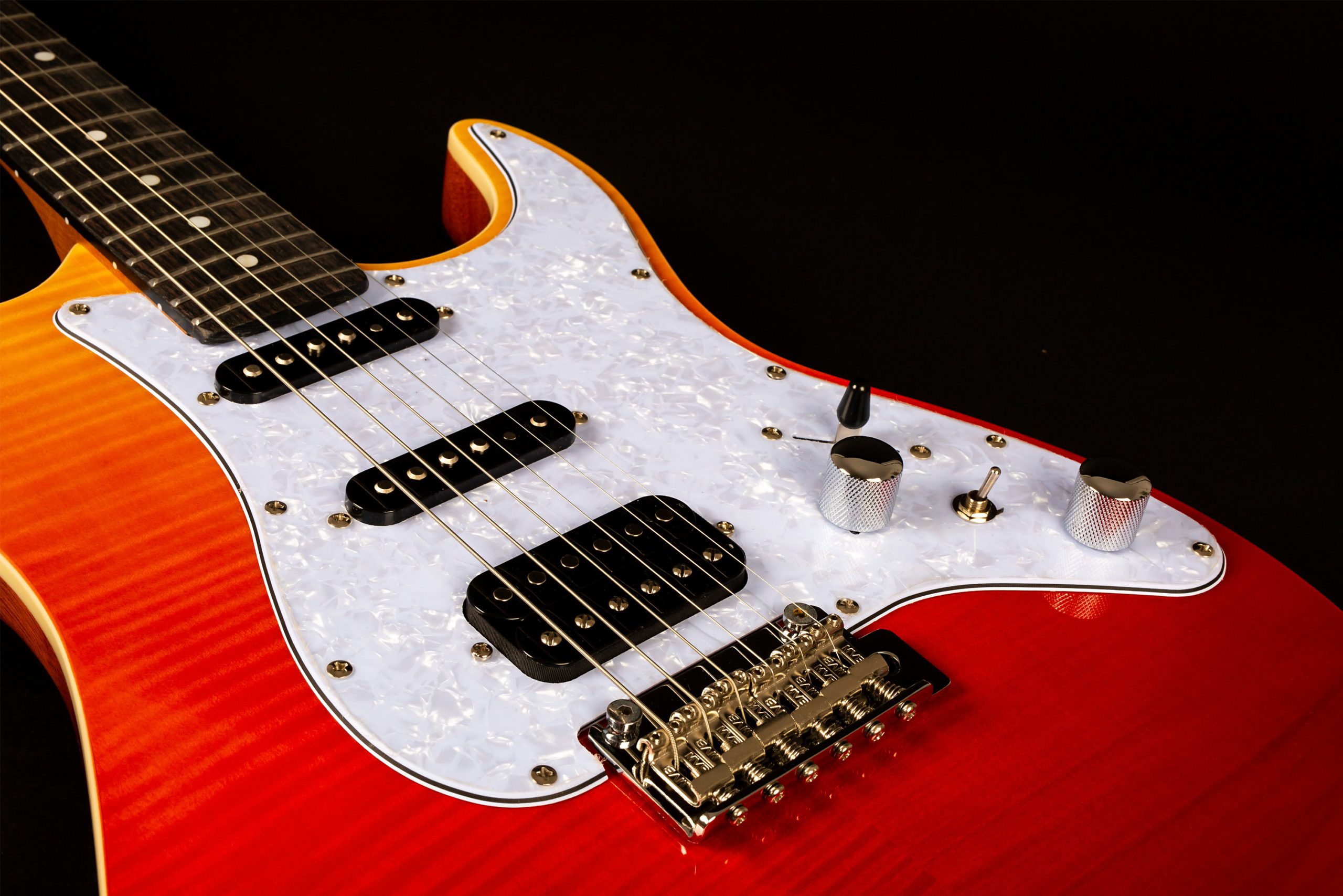 Jet Guitars Js600 Trs Trem Hss Mn - Transparent Red - E-Gitarre in Str-Form - Variation 3