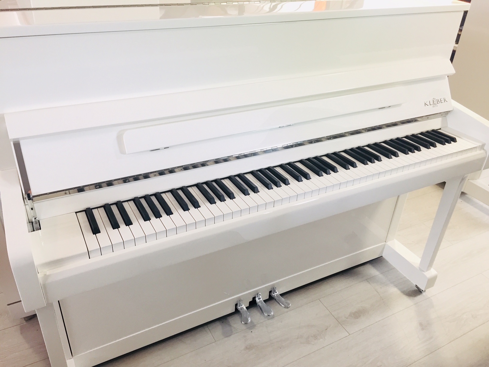 Kleber E 110 - Klavier-Piano - Variation 2