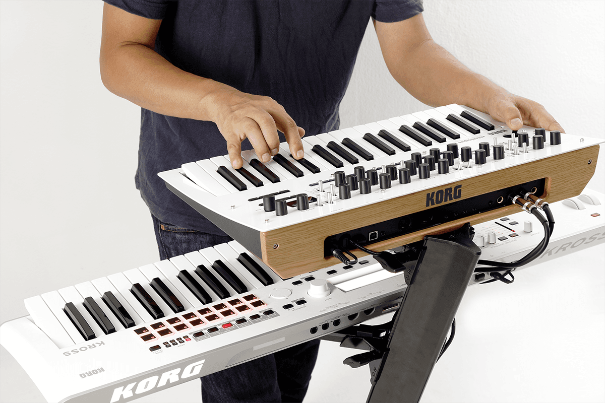 Korg Minilogue XD White Pearl Synthesizer