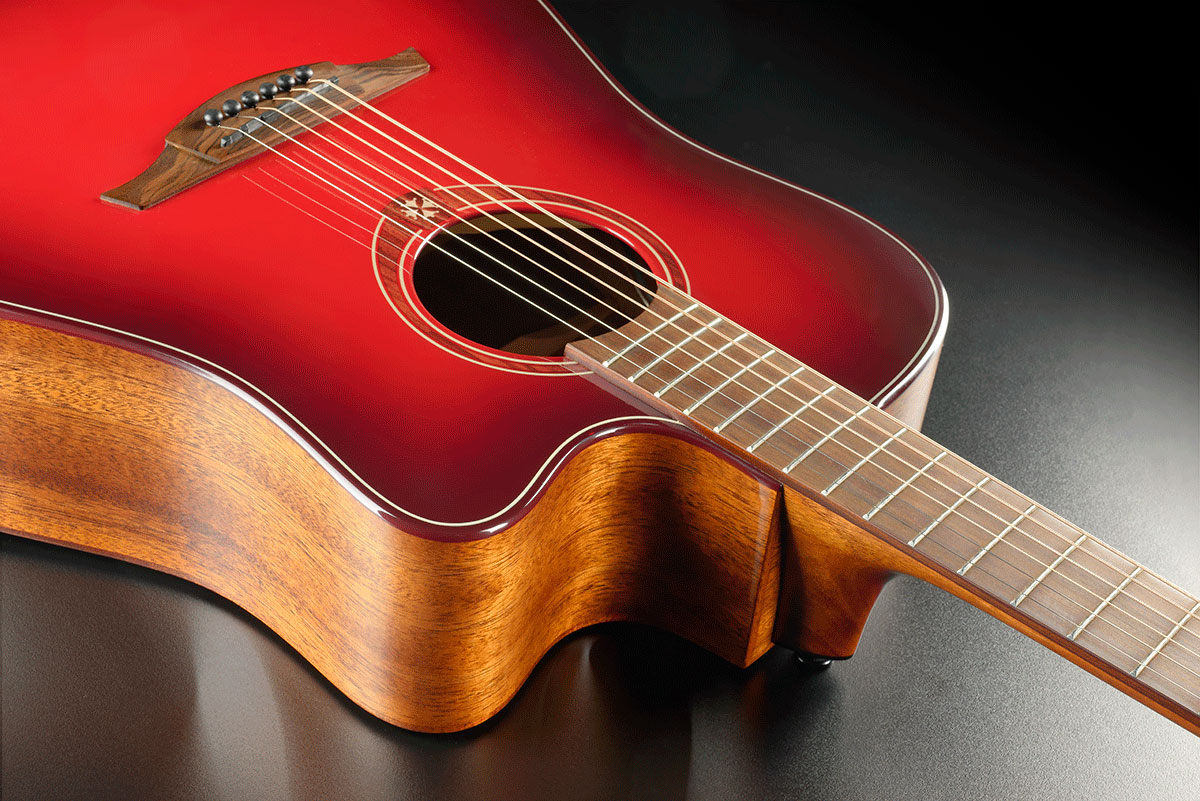 Lag T-red Dce Ltd Dreadnought Cw Cedre Khaya Brbw - Red Burst - Folk-Gitarre - Variation 3