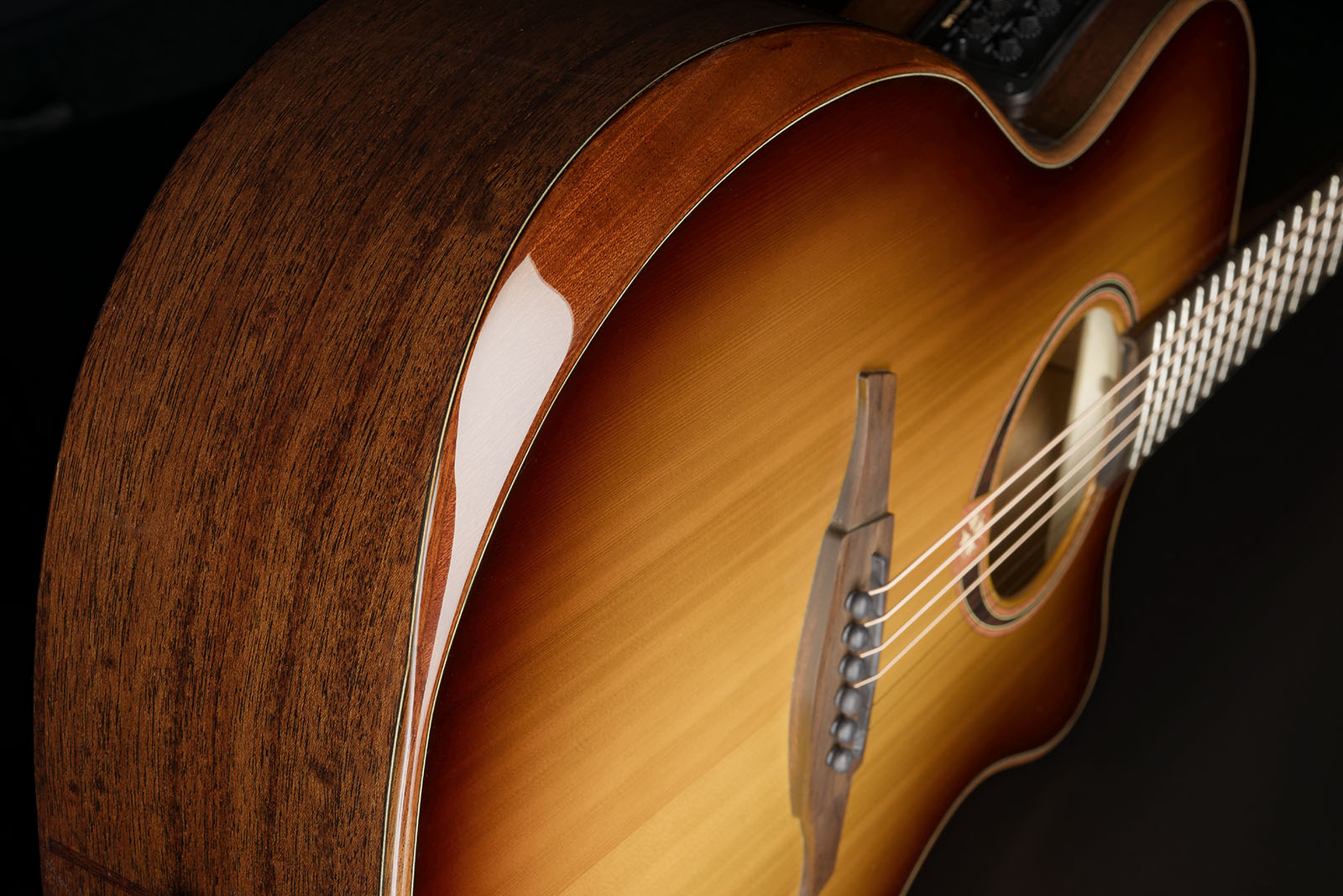 Lag T118abce Bevel Tramontane Auditorium Cw Cedre Khaya Bro - Brown Sunburst - Elektroakustische Gitarre - Variation 6