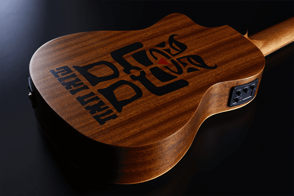 Lag Tkb150fce Mini Bass Fretless Tiki Cw Epicea Acajou +housse - Natural - Akustische Bass - Variation 5