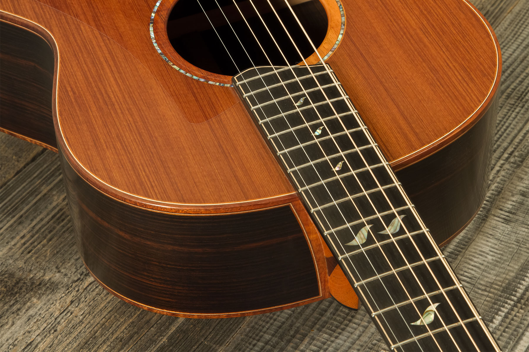 Lowden Custom Shop F50 Auditorium Sinker Redwood Macassar Ebony Eb #26347 - Natural - Folk-Gitarre - Variation 4