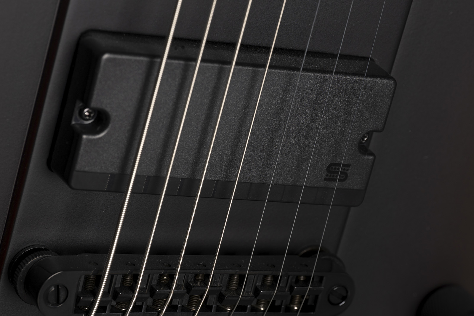 Ltd Phx-7 Baritone Black Metal Series 7-cordes  Ht 1h Eb - Black Red Burst Satin - E-Gitarre aus Metall - Variation 4