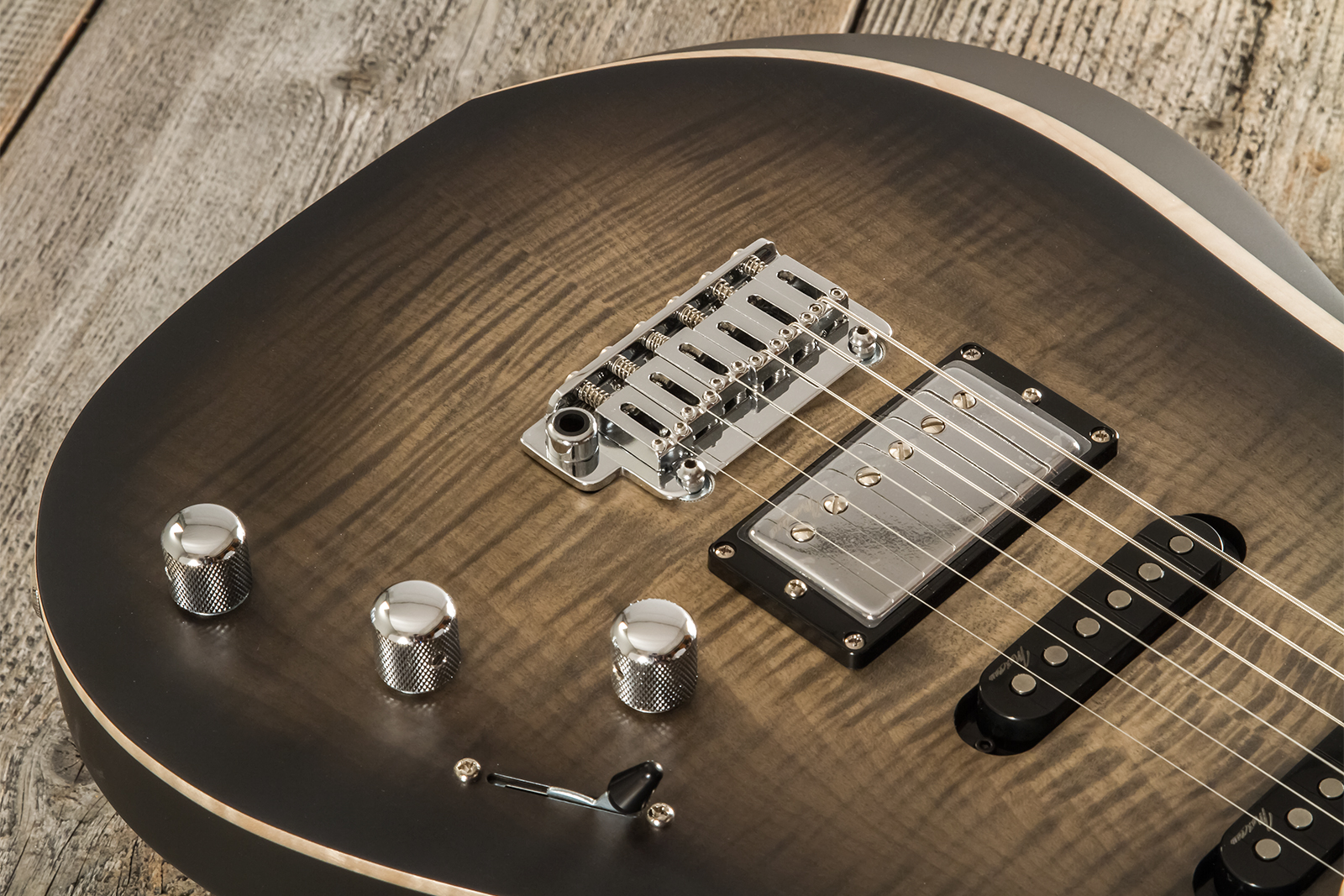 Marceau Guitars Fascinante Standard Hss Trem Mn #s17224 - Black Burst Satin - E-Gitarre in Str-Form - Variation 4
