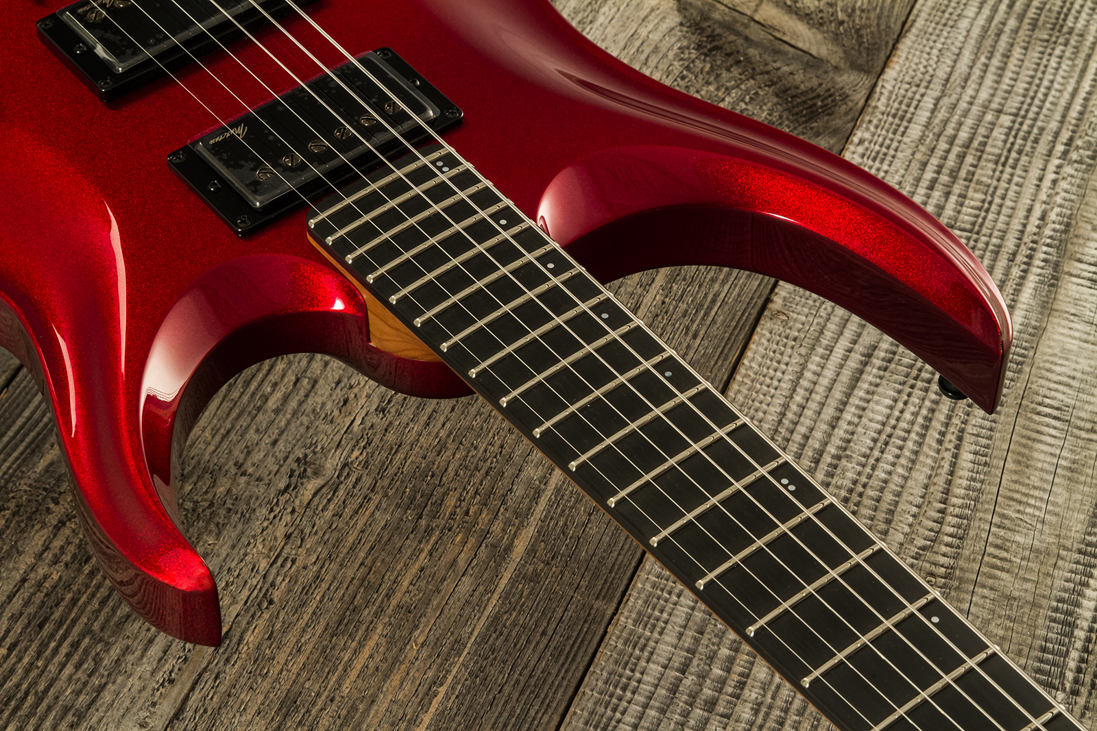 Marceau Guitars Redoutable Standard 2h Ht Ric #s43724 - Candy Apple Red - E-Gitarre aus Metall - Variation 4