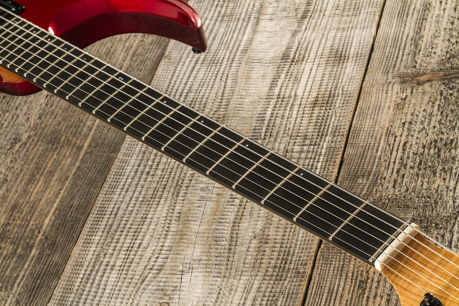 Marceau Guitars Redoutable Standard 2h Ht Ric #s43724 - Candy Apple Red - E-Gitarre aus Metall - Variation 5