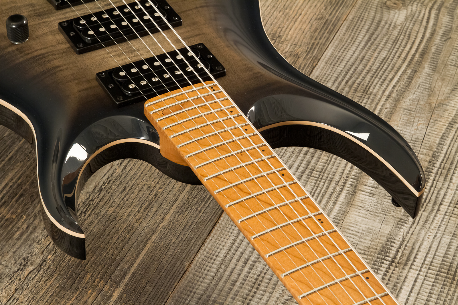 Marceau Guitars Redoutable Standard 7c 2h Ht Ric #s43824 - Burst - E-Gitarre aus Metall - Variation 4