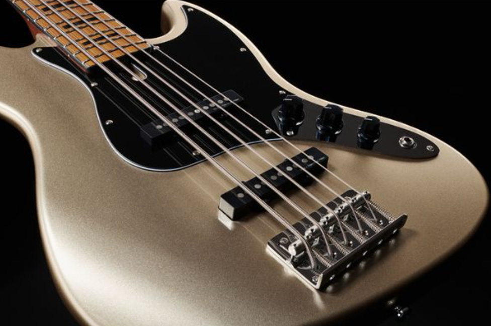 Marcus Miller V5 Alder 5st Mn - Champagne Gold Metallic - Solidbody E-bass - Variation 3
