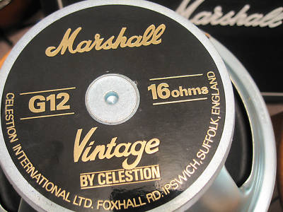 Marshall 1960av Angled 4x12 280w 4/8/16-ohms Stereo  Pan Coupe Vintage 30 - Boxen für E-Gitarre Verstärker - Variation 3
