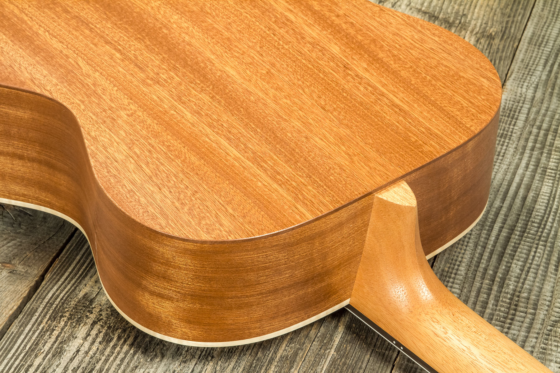 Martin Om Biosphere Orchestra Epicea Sapele Eb #2860969 - Robert Goetzl Ocean Artwork Satin - Folk-Gitarre - Variation 9