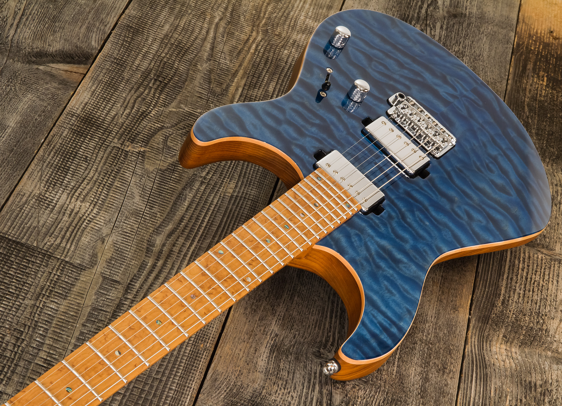 Mayones Guitars Aquila Elite S 6 40th Anniversary 2h Trem Mn #aq2204194 - Trans Blue Gloss - E-Gitarre in Str-Form - Variation 2