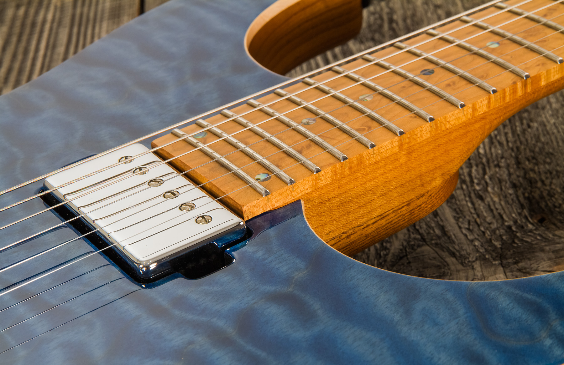 Mayones Guitars Aquila Elite S 6 40th Anniversary 2h Trem Mn #aq2204194 - Trans Blue Gloss - E-Gitarre in Str-Form - Variation 5