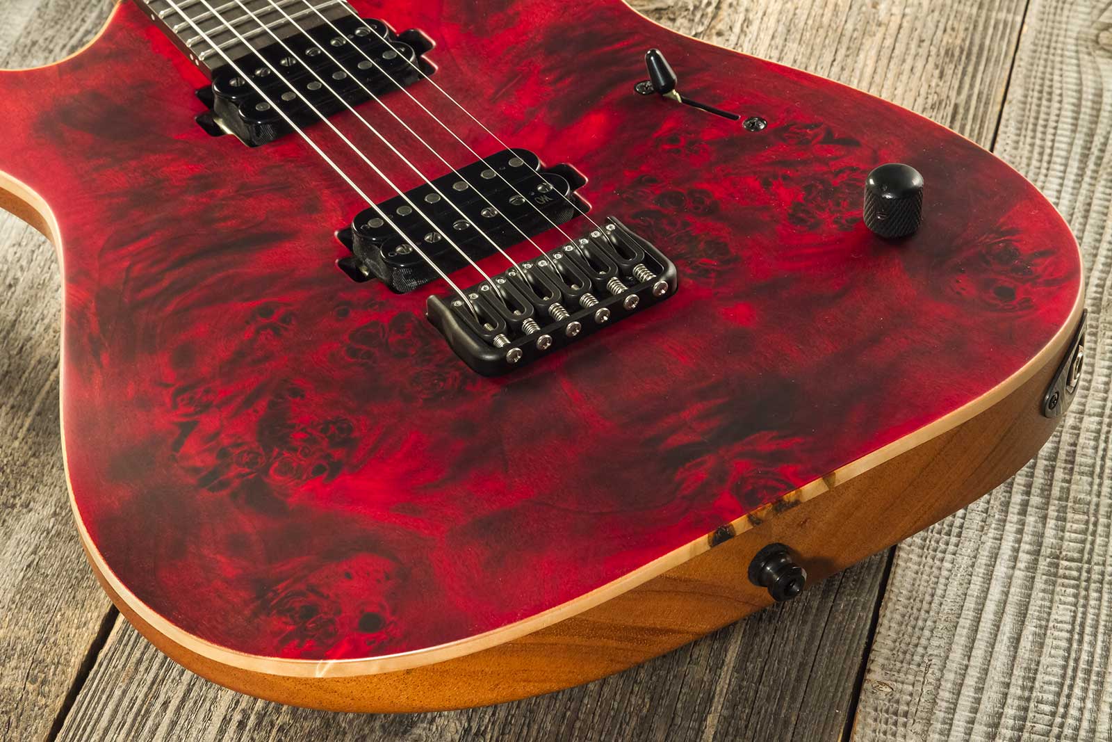 Mayones Guitars Duvell Elite 6 2h Bare Knuckle Ht Eb #df2301294 - Trans Dirty Red Satine - E-Gitarre aus Metall - Variation 3