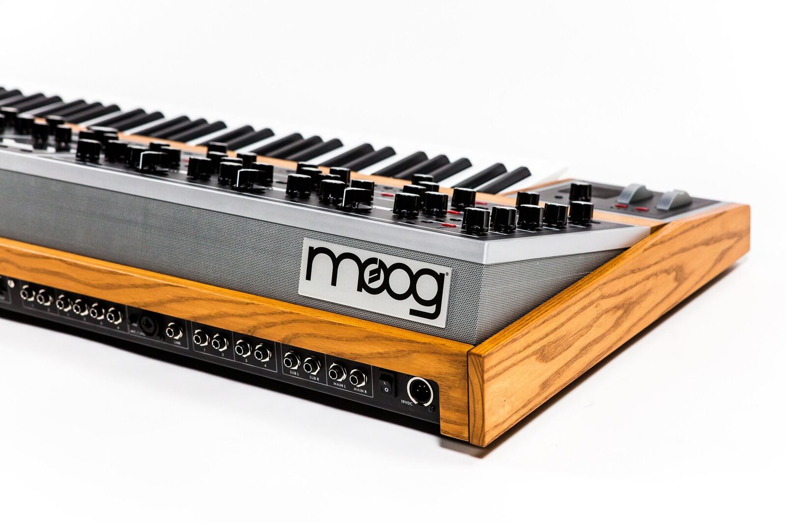 Moog One 16 - Synthesizer - Variation 4