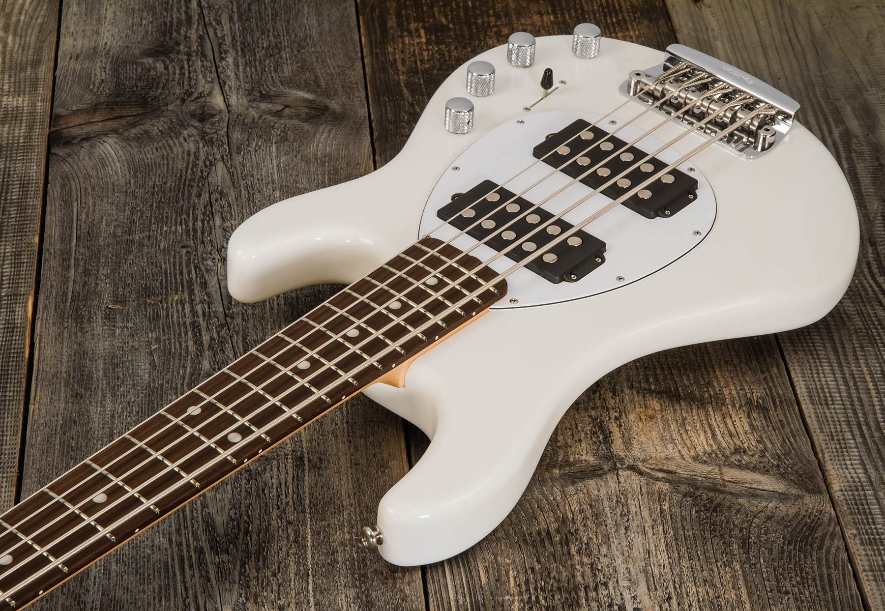Music Man Sterling 5 2h 5c Active Rw - White - Solidbody E-bass - Variation 2
