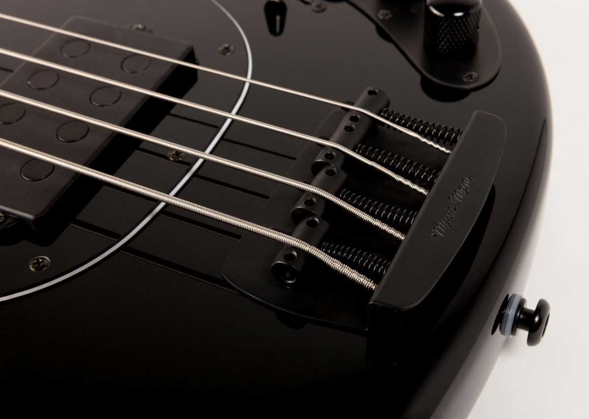 Music Man Stingray Darkray H Active Eb +housse - Obsidian Black - Solidbody E-bass - Variation 4