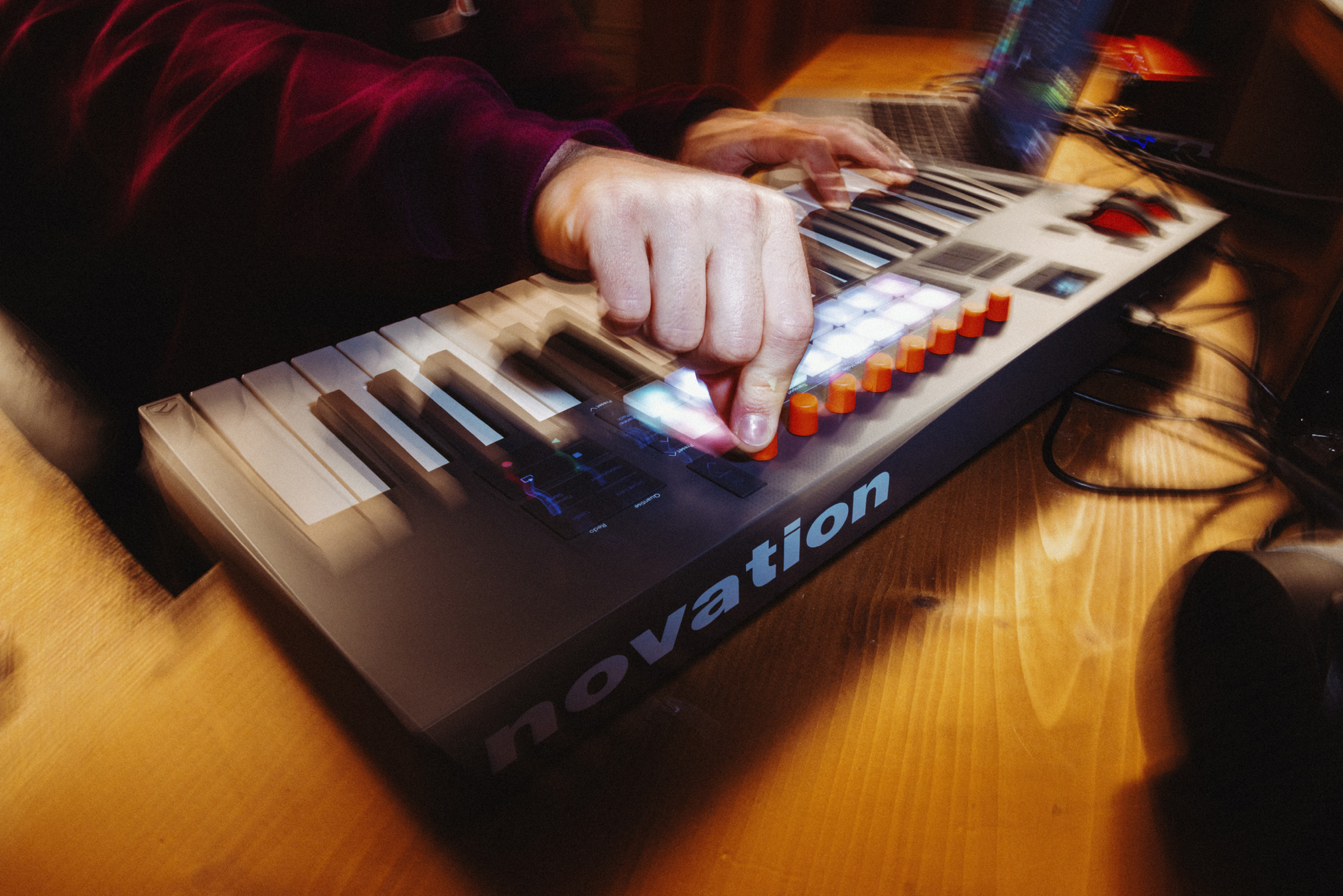Novation Flkey 2 37 - Masterkeyboard - Variation 8