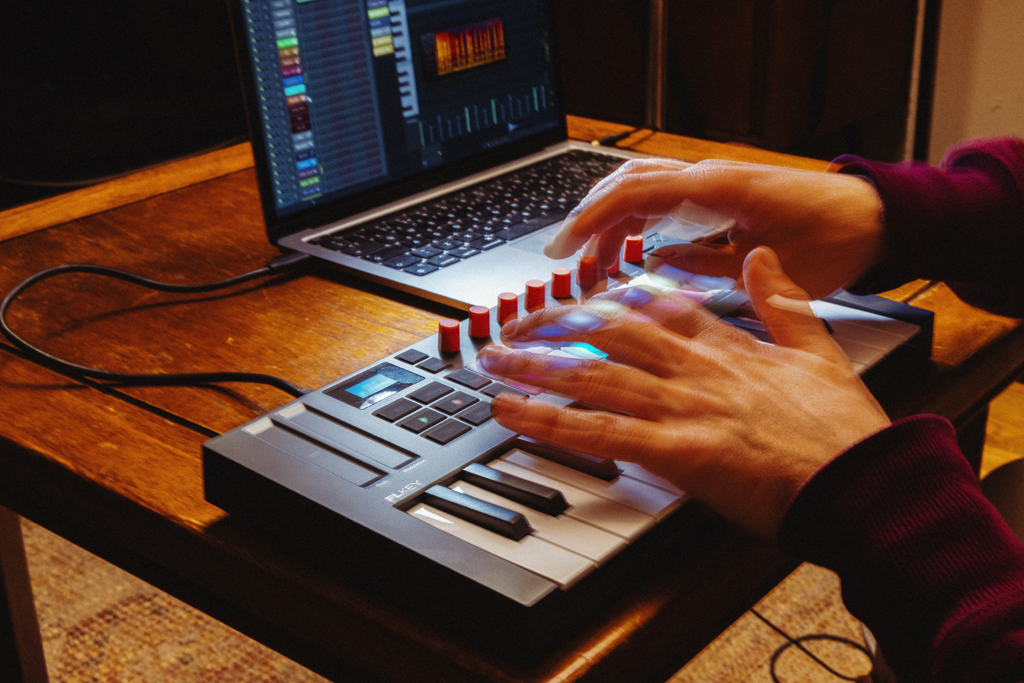 Novation Flkey 2 Mini 25 - Masterkeyboard - Variation 8
