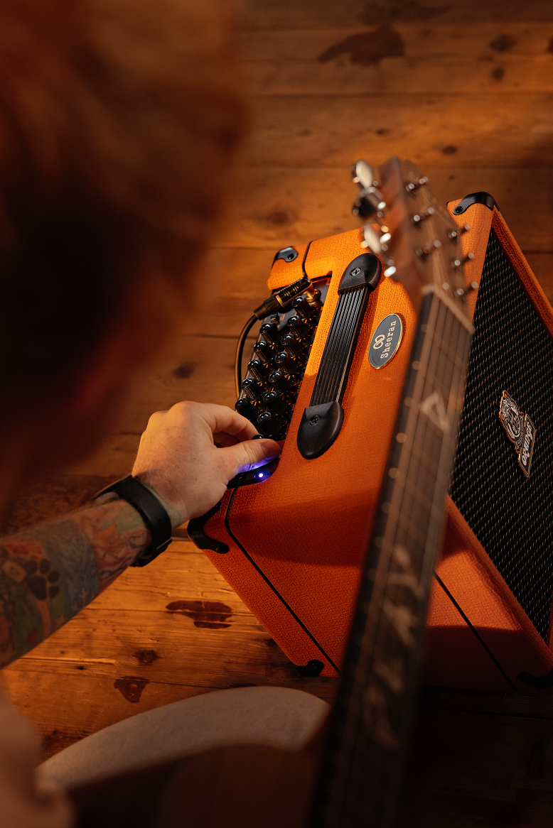 Orange Es60 Outlowd By Ed Sheeran 60w 1x12 - Combo für Akustikgitarre - Variation 7