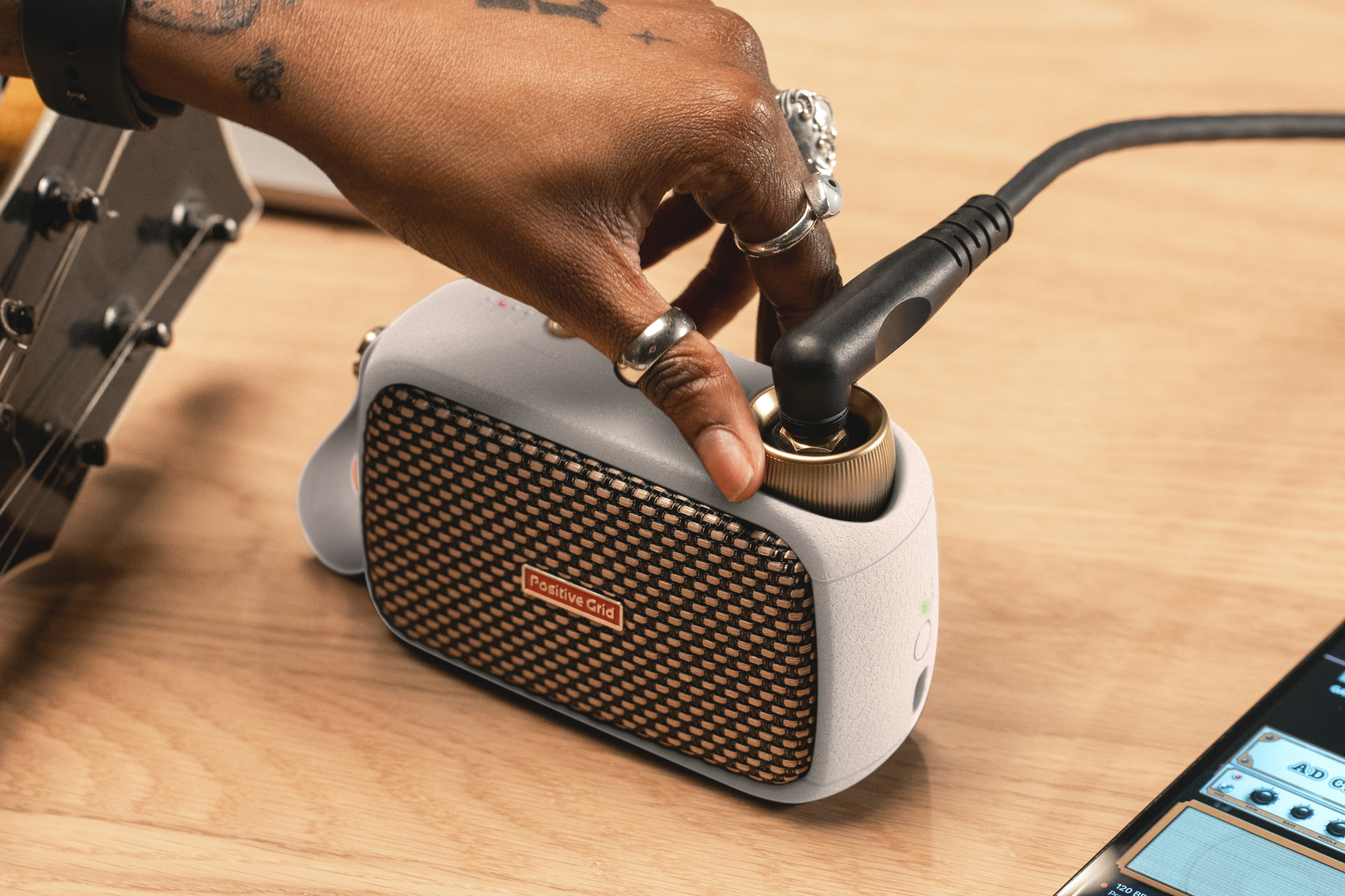 Positive Grid Spark Go Pearl 5w 1x2 - Mini-Verstärker für Gitarre - Variation 2