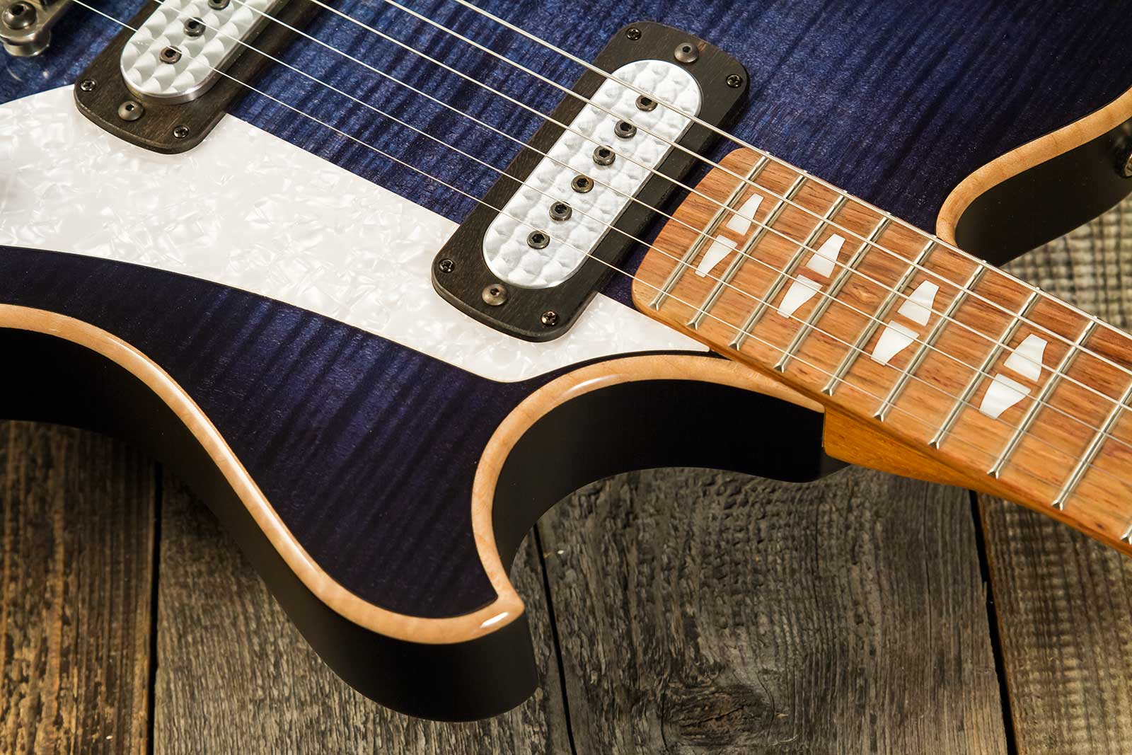Powers Electric A-type 2s Ff42 Trem Mn #a486 - Twilight Blue - Retro-Rock-E-Gitarre - Variation 4