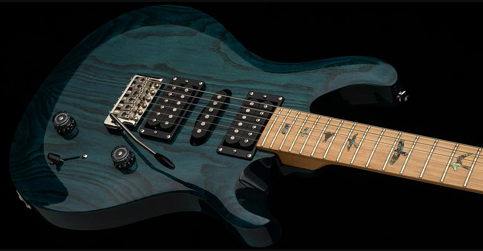 Prs Swamp Ash Special 5-way Switch Se Hsh Trem Mn - Iridescent Blue - Double Cut E-Gitarre - Variation 1