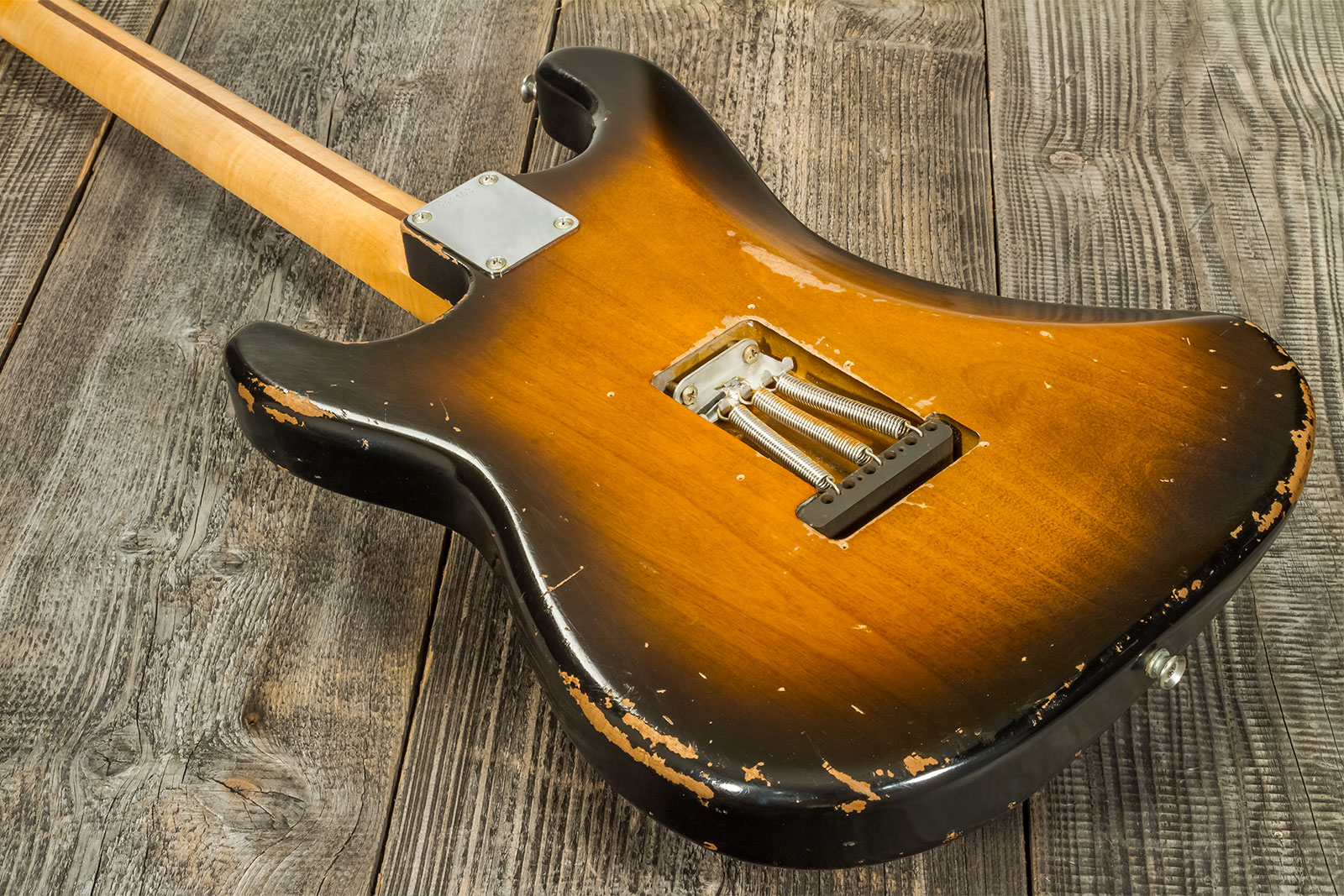 Rebelrelic S-series 54 3s Trem Mn #230103 - Medium Aged 2-tone Sunburst - E-Gitarre in Str-Form - Variation 7