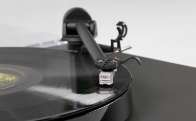 Rega Planar 1(noir Brillant) - Turntables Hifi - Variation 4