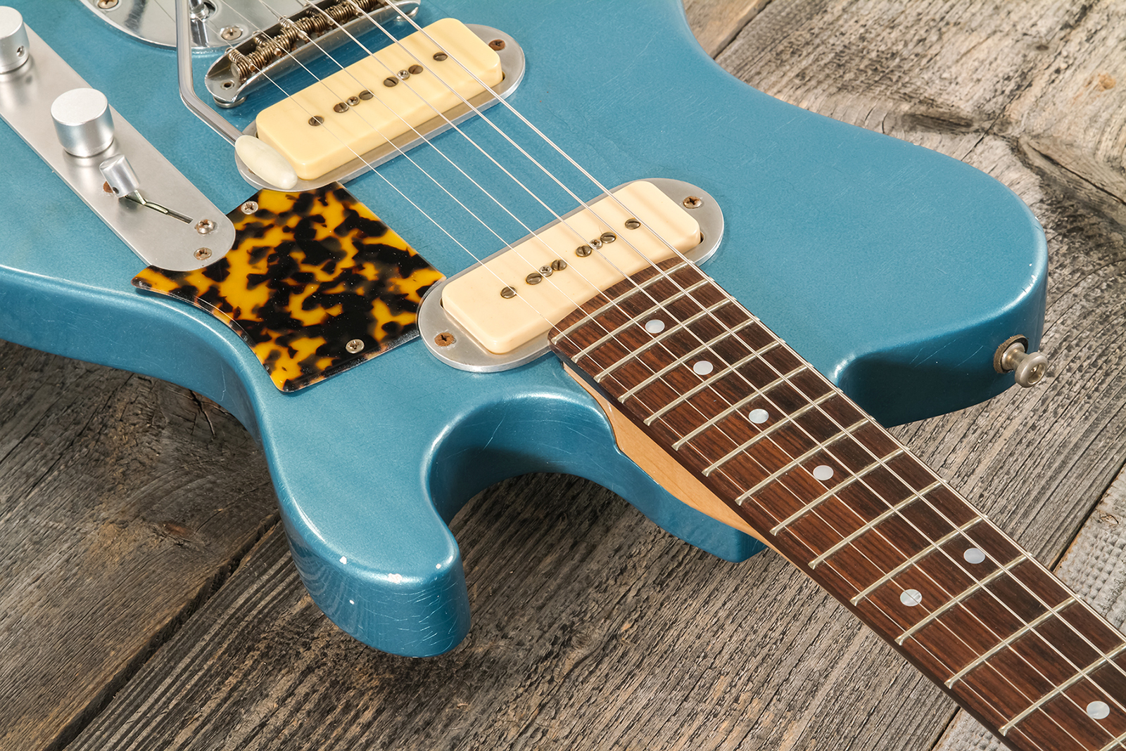 Roadrunner Federal Mod T 2s P90 Trem Rw #23111 - Pehlam Blue Light Relic - Retro-Rock-E-Gitarre - Variation 4