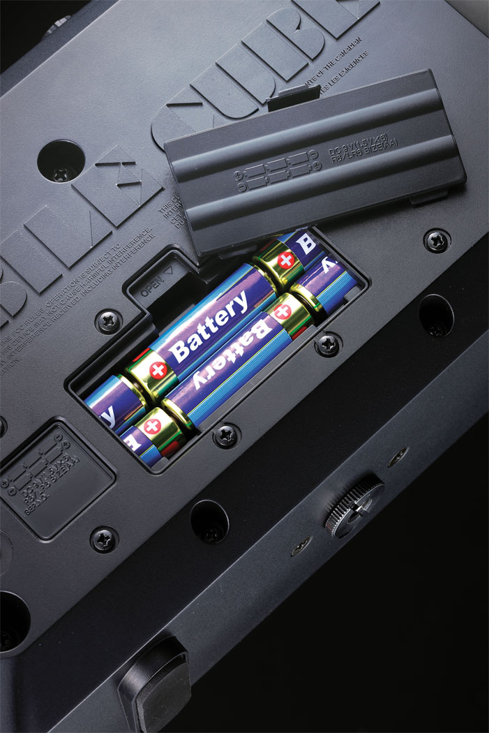 Roland Mobile Cube Battery Power Stereo Amp 2.5w 2x4 - Mini-Verstärker für Gitarre - Variation 4