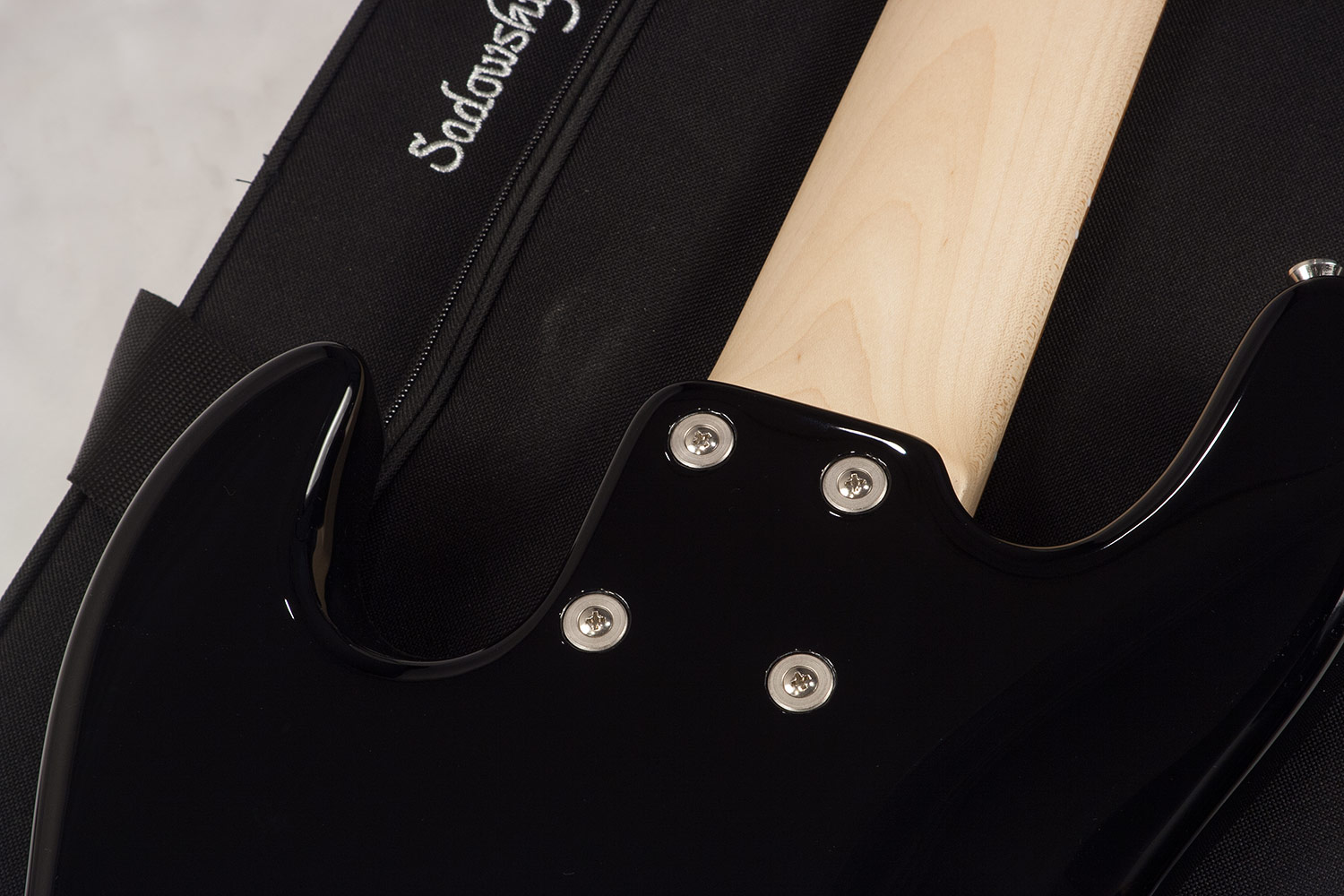 Sadowsky Rv5 Metroline Vintage Japon Rw - Black - Solidbody E-bass - Variation 3