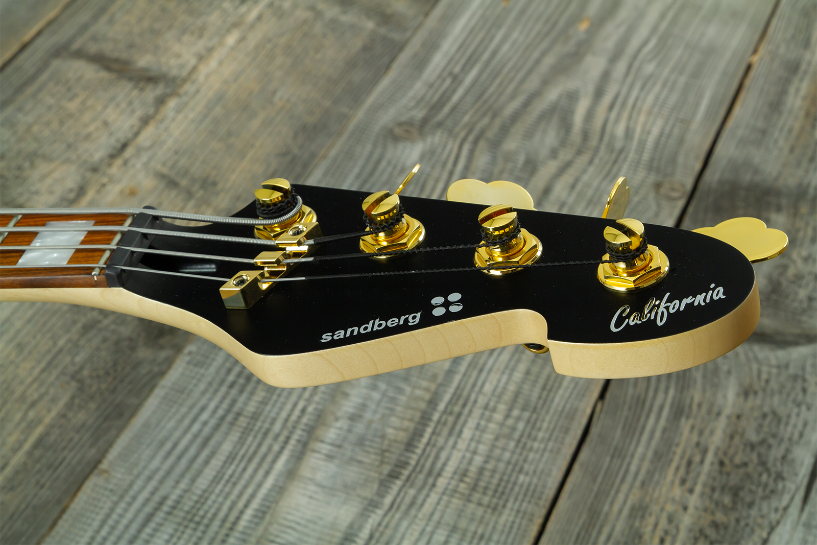 Sandberg California Tm4 Sl Superlight Gh 4c All Active Pf - Highgloss Black W. Matched Headstock - Solidbody E-bass - Variation 7