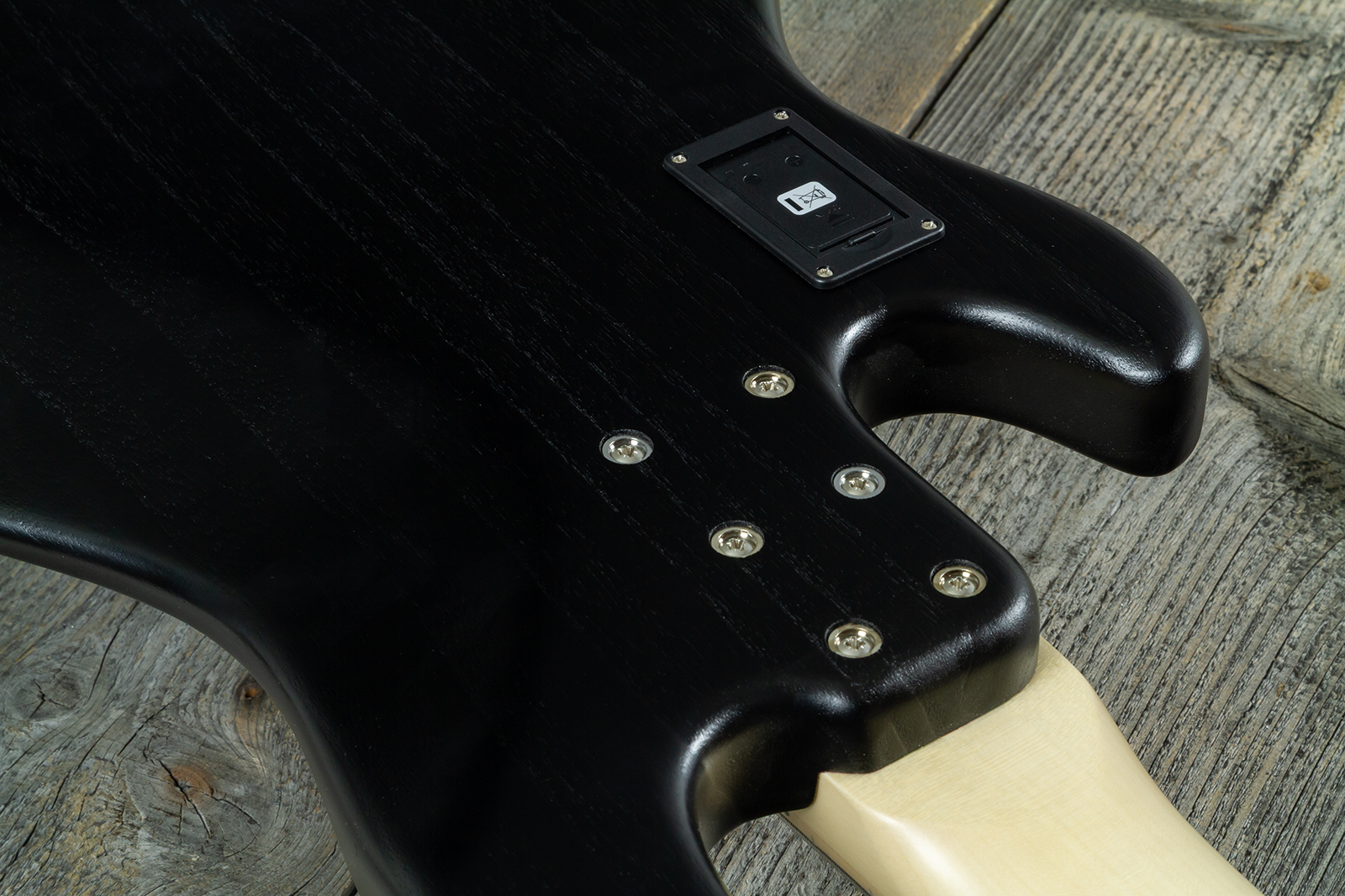 Sandberg California Tm5 Sl Superlight Black Dots Black Pckd 5c All Active Mn - Black Matt - Solidbody E-bass - Variation 9