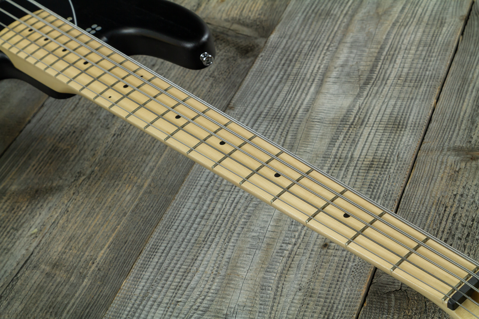 Sandberg California Tm5 Sl Superlight Black Dots Black Pckd 5c All Active Mn - Black Matt - Solidbody E-bass - Variation 7