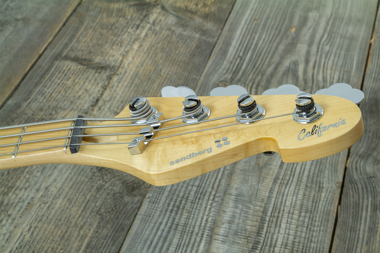 Sandberg California Tt Short Scale Active Mn - Highgloss Creme - Solidbody E-bass - Variation 6