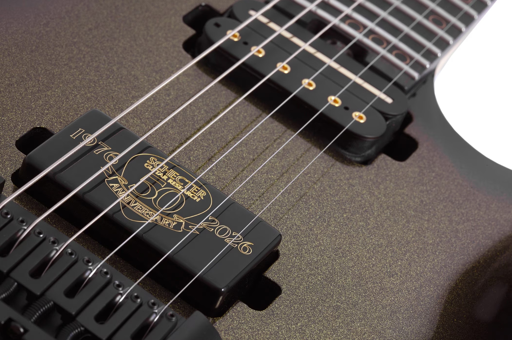Schecter C1 50th Ann. 2h Ht Eb - 50th Gold Burst - E-Gitarre aus Metall - Variation 3