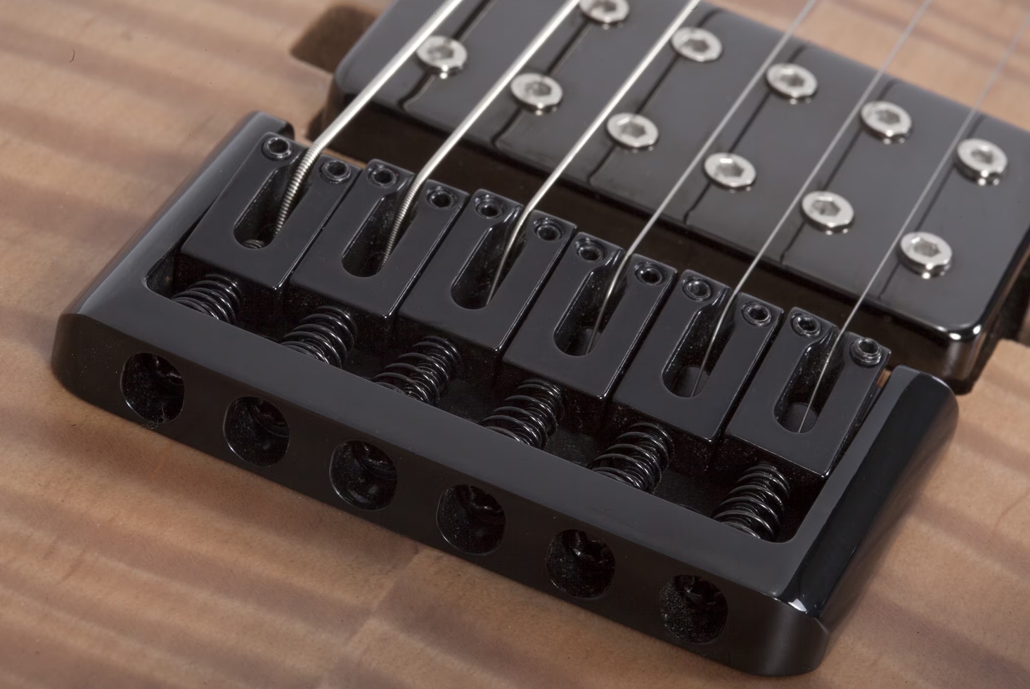 Schecter C1 Standard Plus 2h Ht Eb - Ember Burst - E-Gitarre in Str-Form - Variation 5