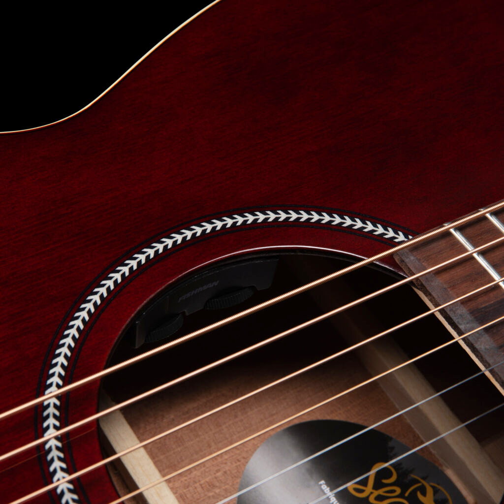 Seagull M6 Ch Eq Ltd Concert Hall Cedre Acajou Rw +housse - Ruby Red Gloss Top - Folk-Gitarre - Variation 3