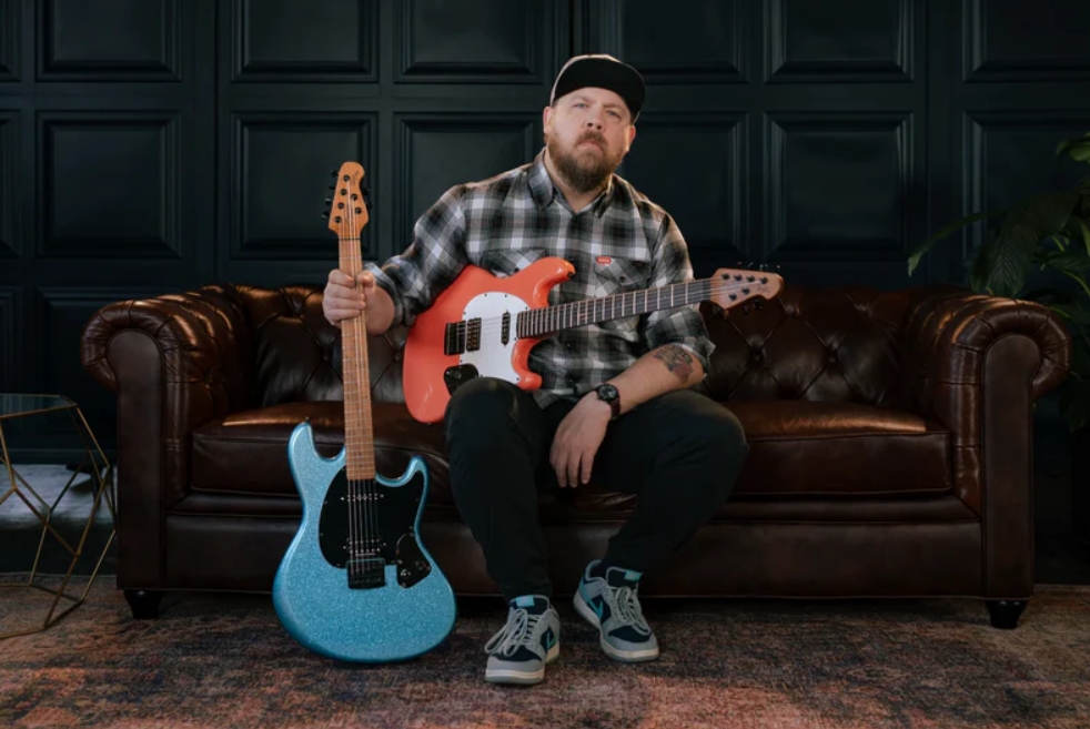 Sterling By Musicman Fluff Signature 2h Ht Mn - Amana Boat Blue - E-Gitarre in Str-Form - Variation 1