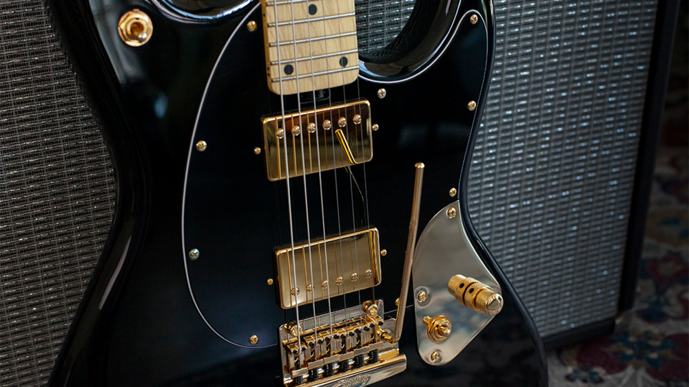 Sterling By Musicman Jared Dines Stingray Guitar Signature Hh Trem Mn - Black Gold - E-Gitarre in Str-Form - Variation 1