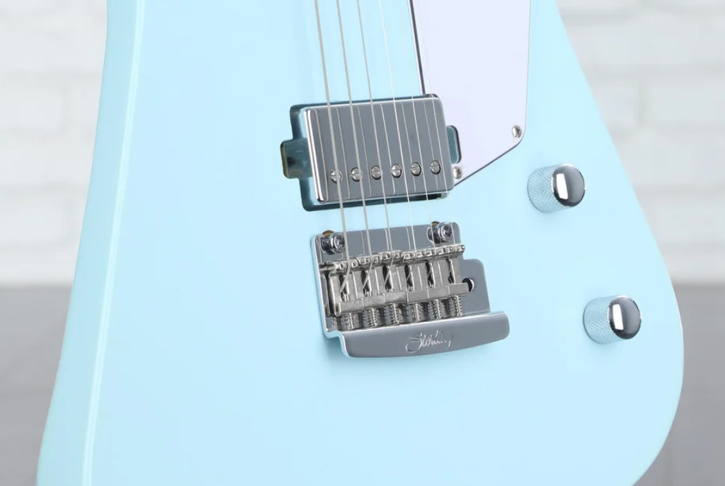 Sterling By Musicman Omar Rodriguez Lopez Mariposa Signature 2h Trem Rw - Daphne Blue - Retro-Rock-E-Gitarre - Variation 2