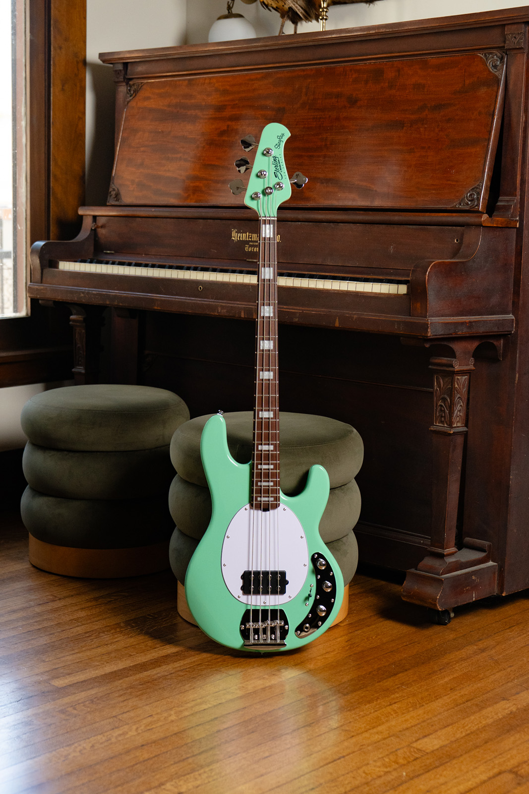 Sterling By Musicman Stingray4 Sub Series 1h Jat - Seafoam Green - Solidbody E-bass - Variation 4